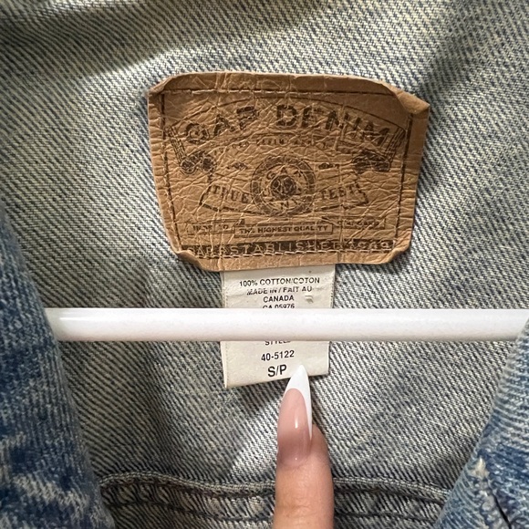 GAP Denim Jacket - Picture 2 of 3